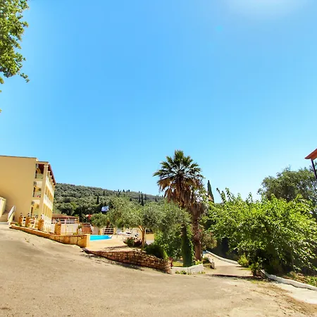 Avra Sunset Sea View Aparthotel 3*