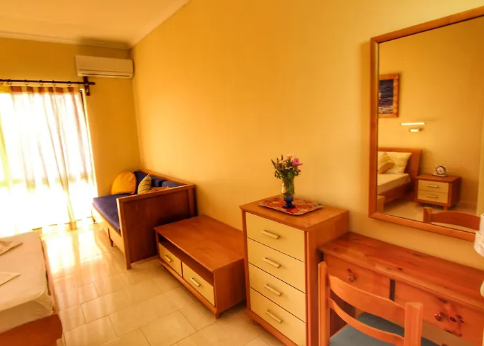 شقة فندقية Avra Sunset Sea View 3*