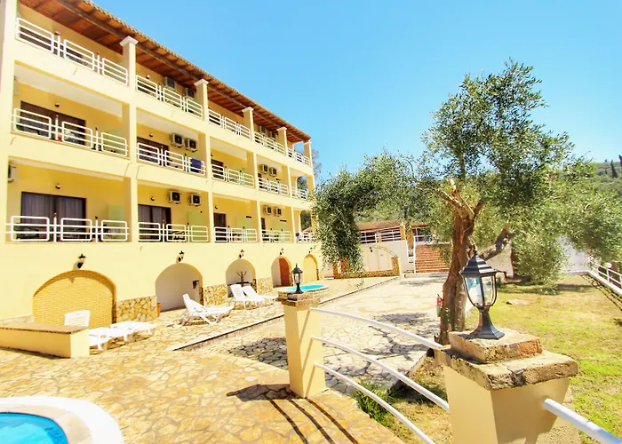 Avra Sunset Sea View لياباديس