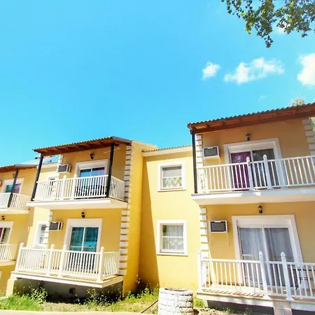Apartahotel Avra Sunset Sea View 3*