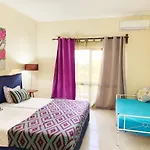 Avra Sunset Sea View Apartahotel 3*