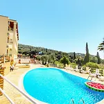 Apartahotel Avra Sunset Sea View 3*